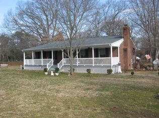 6765 Lemburn Ln, Hayes, VA 23072