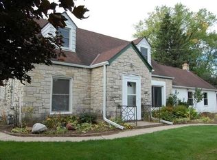12501 W Honey Ln, New Berlin, WI 53151