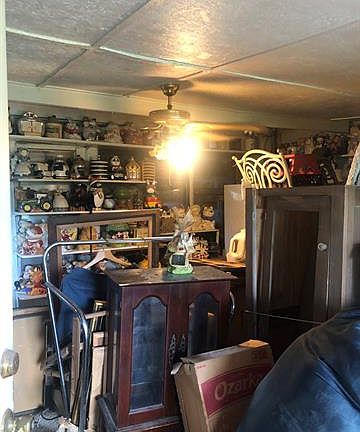 3rd image of 1142 S Bowie Dr