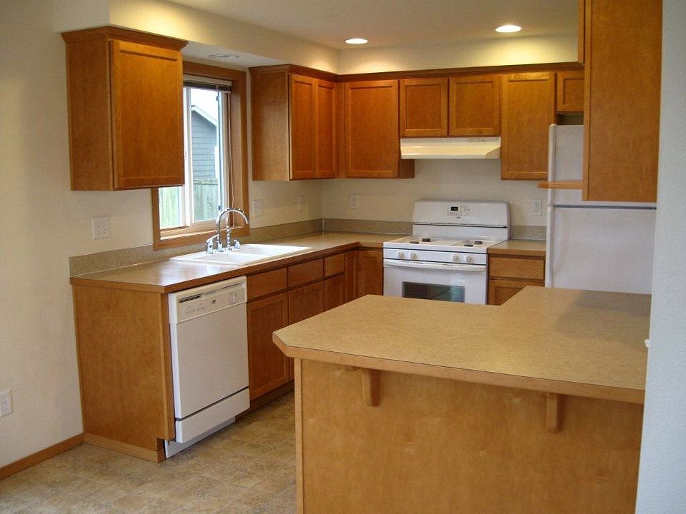 2nd image of 4778 Oyster Dr