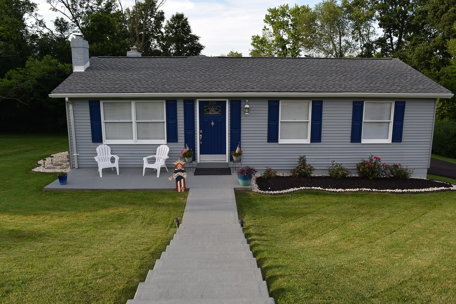 239 Oberlin Dr photo 1