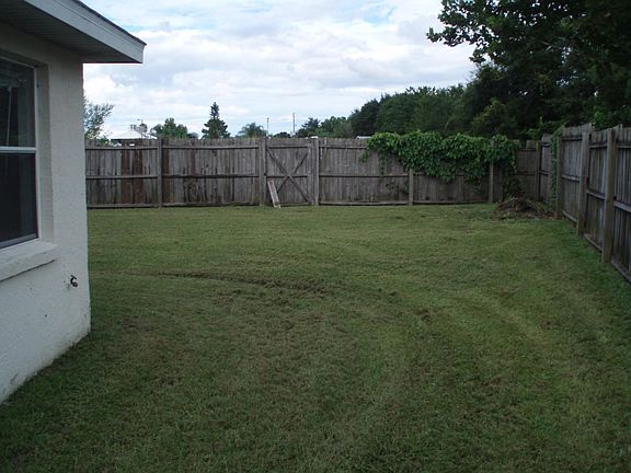2nd image of 3468 Kayla Cir