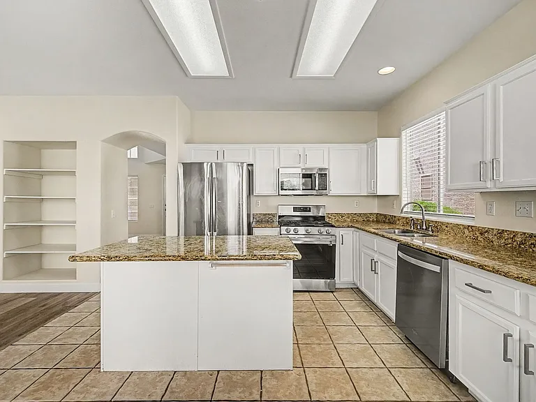 7804 Amulet St — Photo 16