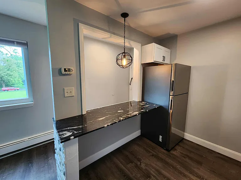 105 Herkimer St #28 — Photo 6