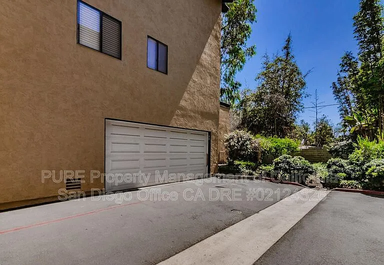1680 N Coast Highway 101 #44 — Photo 21