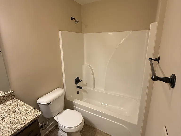20478 Castle Ridge Rd — Photo 24