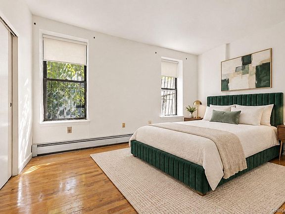 4th image of 478 Bainbridge Street #1A