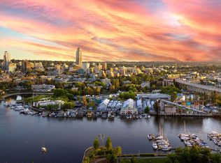 1438 Richards St #3601, Vancouver, BC V6Z3B8