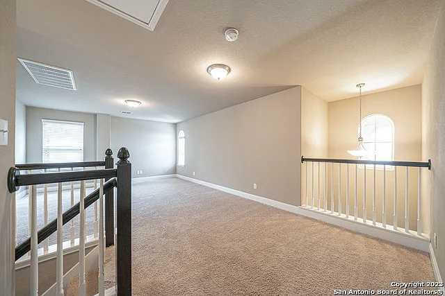 12911 Brewster Ml — Photo 32