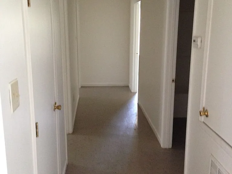 1475 Hadorn Rd — Photo 6