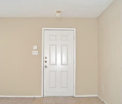 2nd image of 10165 Chapel Springs Trl