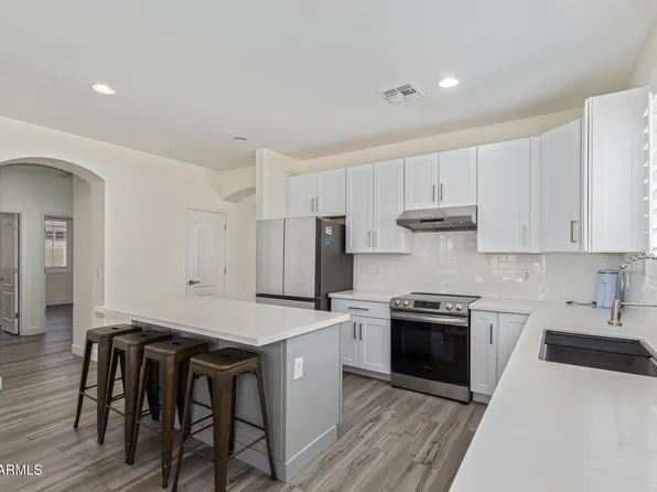 9477 W TONOPAH Drive, Peoria, AZ 85382
