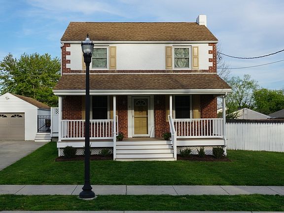 2nd image of 11 Harbeson Pl