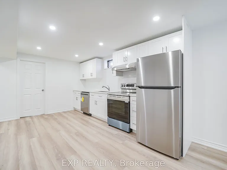 195 Savage Rd #BASEMENT — Photo 4