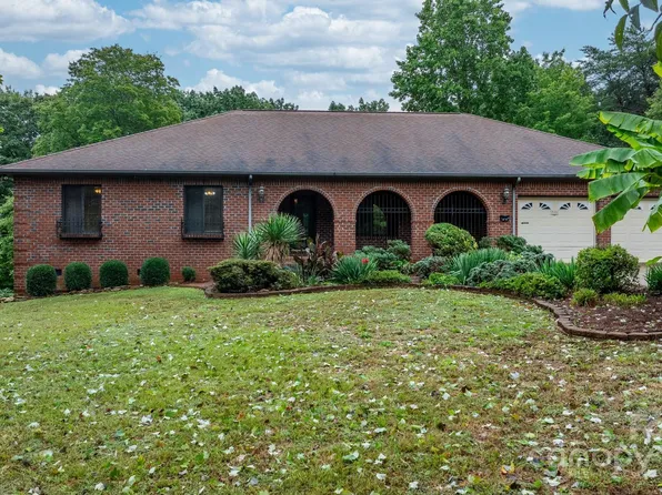 431 Alex D Owens Dr, Kings Mountain, NC 28086