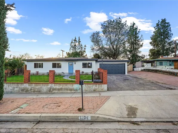 1504 Eucalyptus Dr, Highland, CA 92346