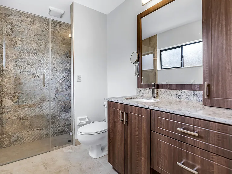 1541 SW 102nd Ter — Photo 18