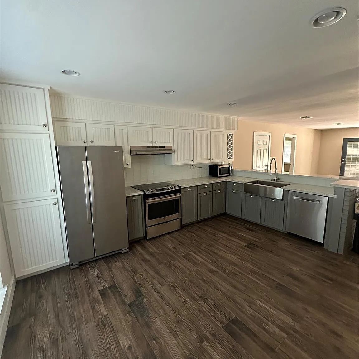 3 bed, 2.0 bath, 1403 sqft, $2,150 — Photo 4