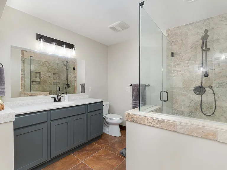 1753 Cove Cir E — Photo 13