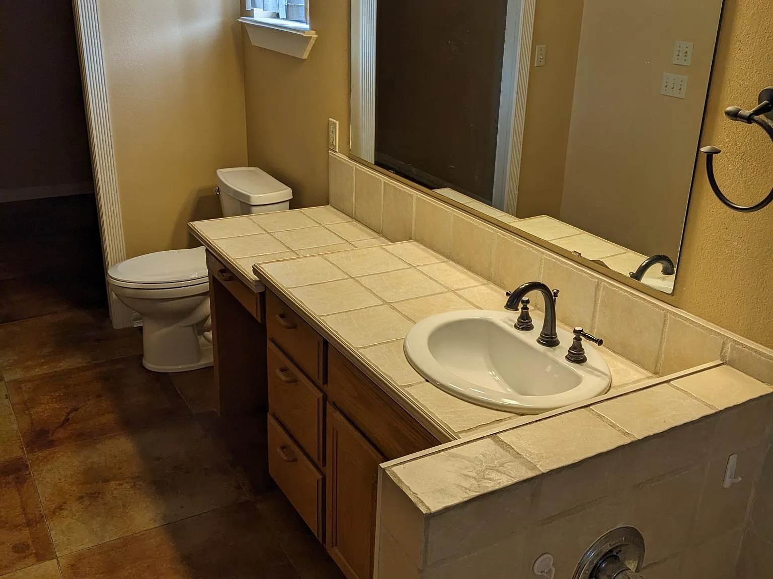 2 bed, 1500 sqft, $1,200 — Photo 4
