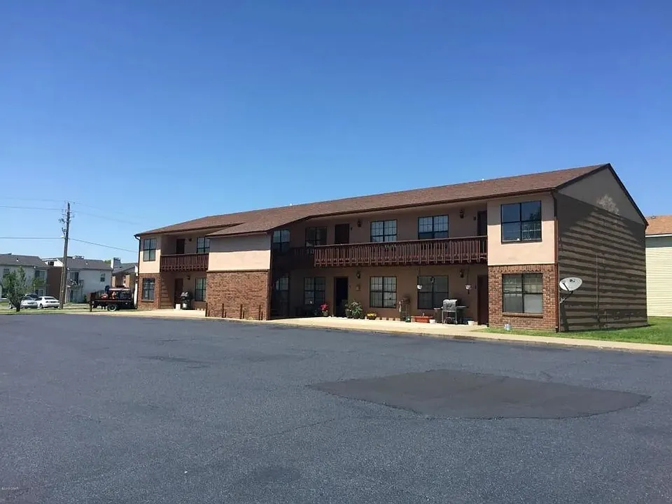 Joplin Arch Apartments