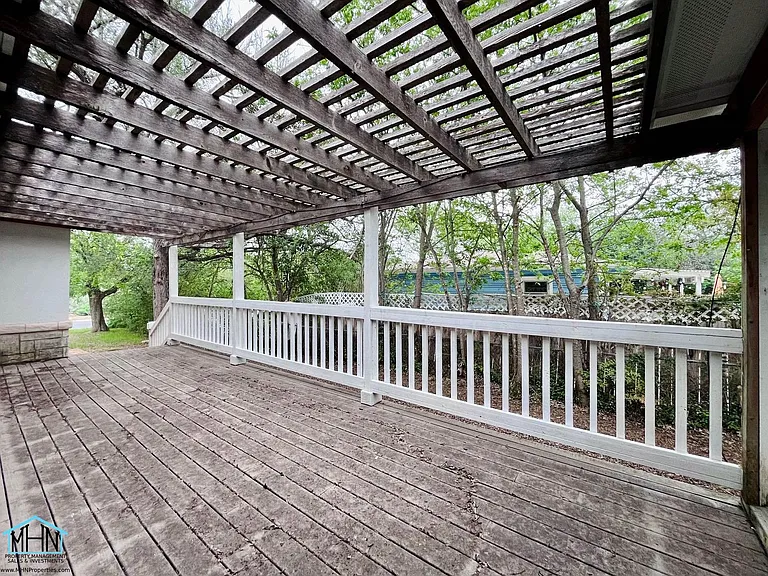 810 Elizabeth Rd — Photo 29
