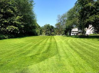 200 S Main St, Suffield, CT 06078