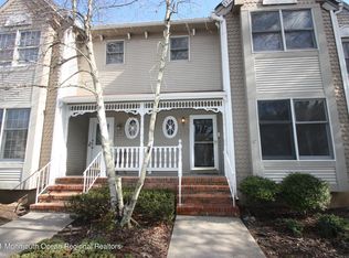 115 Northampton Dr, Holmdel, NJ 07733
