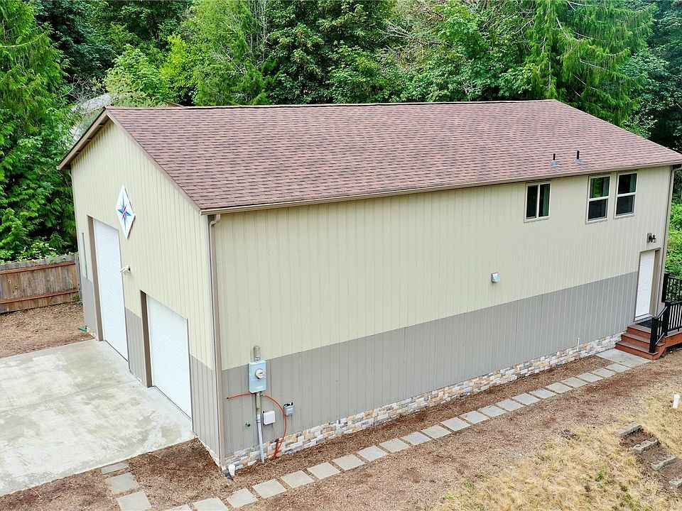 1st image of 2140 E Crestview Drive
