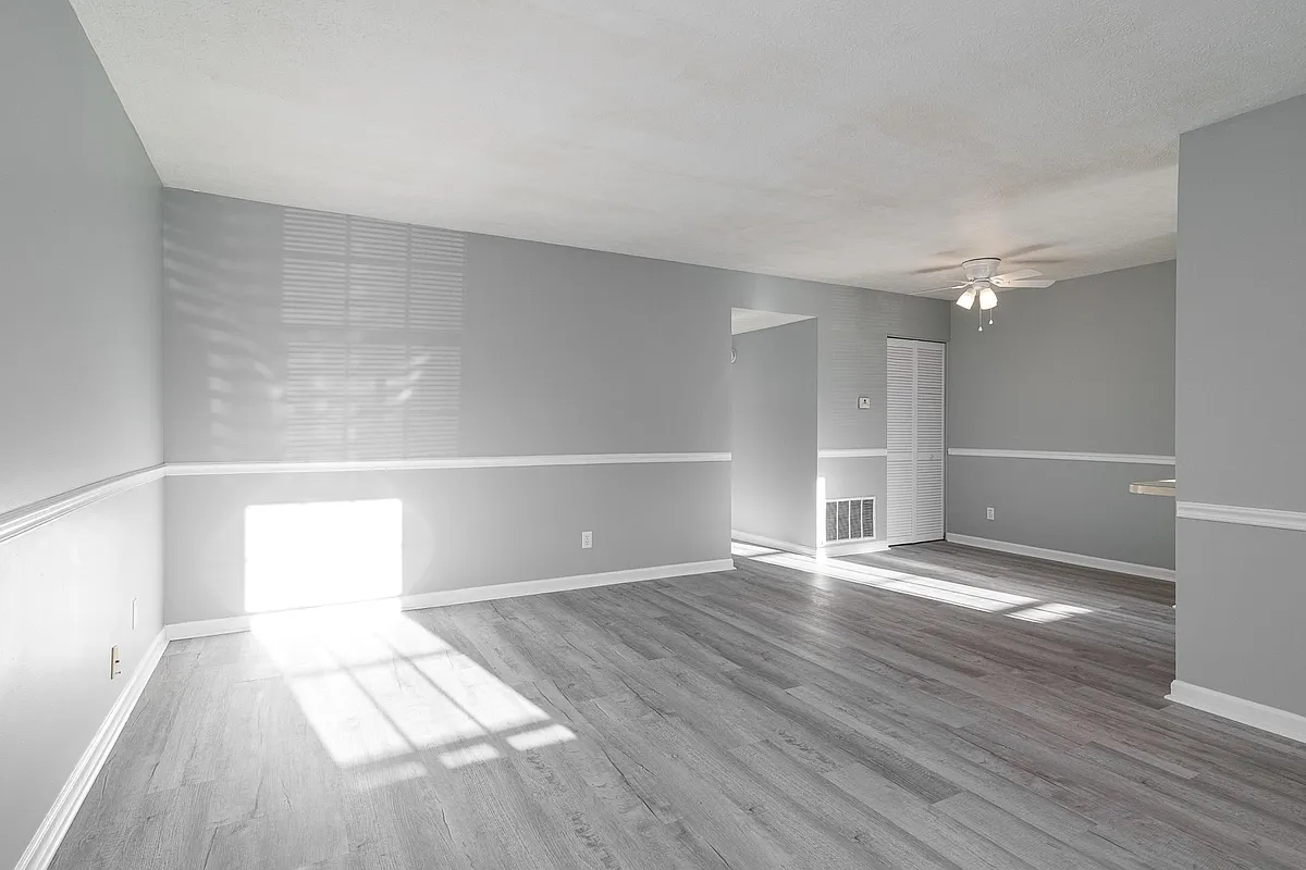 Building Photo - 834 Lancelot Ct