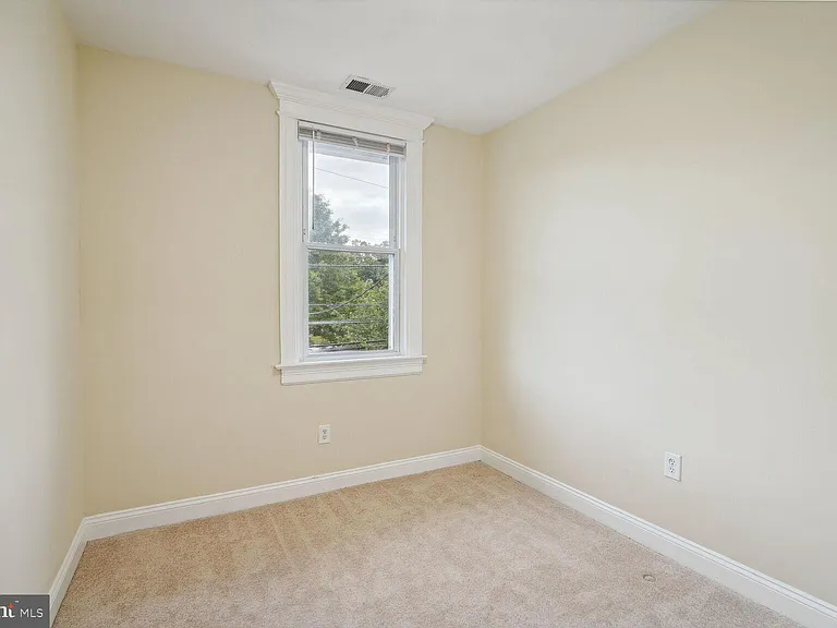 4528 4th St NW — Photo 18