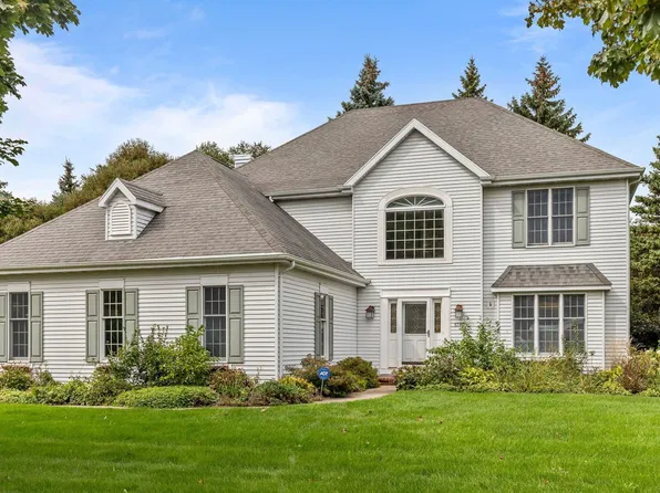 1797 River Mill Rd, Oshkosh, WI 54901