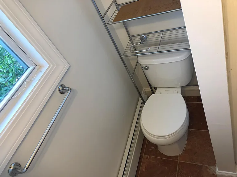 328 Williams St #1R — Photo 17