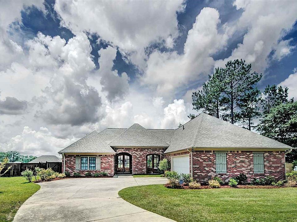 Wonderful Cul de sac Location. Minimal Traficc