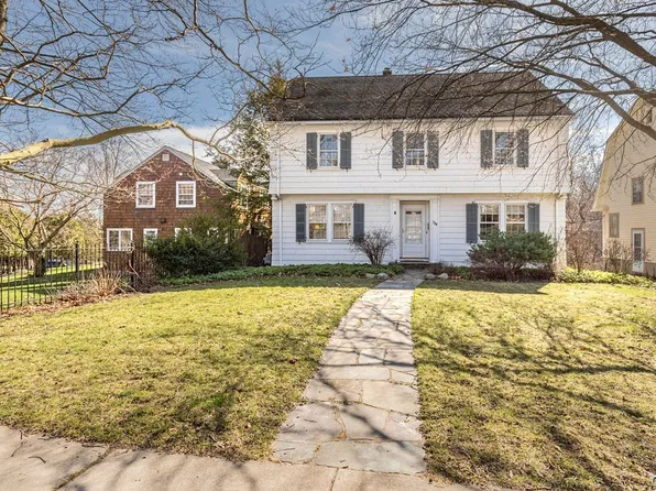 334 Berkeley Dr, Syracuse, NY 13210