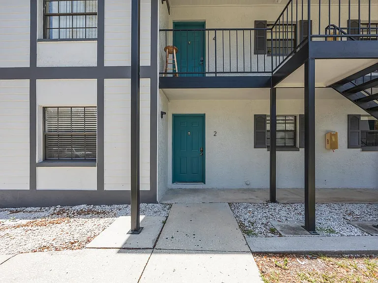 500 9th Ave S #B3 — Photo 4