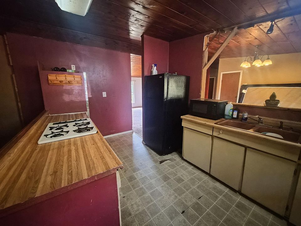 7th image of 2700 Westbrook Drive