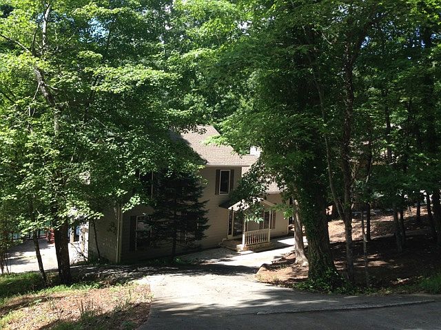 2nd image of 165 Lakeview Trce