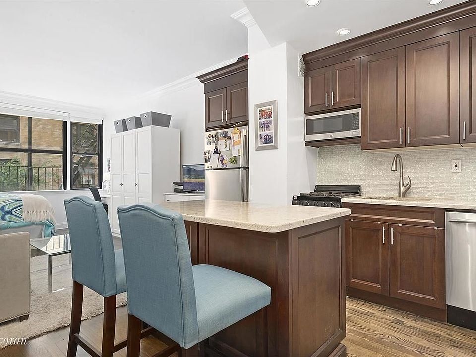 1st image of 304 E 73rd St #D2