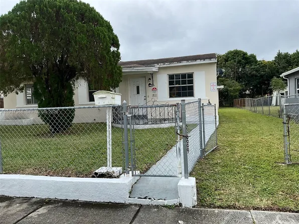 1240 NE 143rd St, North Miami, FL 33161