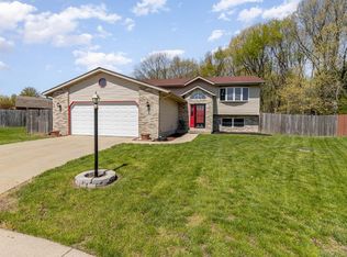1496 Independence Dr, Hobart, IN 46342