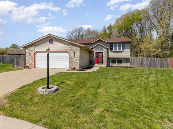 1496 Independence Dr, Hobart, IN 46342