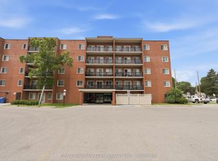 131 Taunton Rd E #204, Oshawa, ON L1G3T8