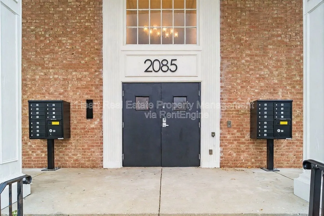 1 bed, 1.0 bath, 505 sqft, $695 — Photo 2