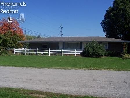 1st image of 56 Hillcrest Dr