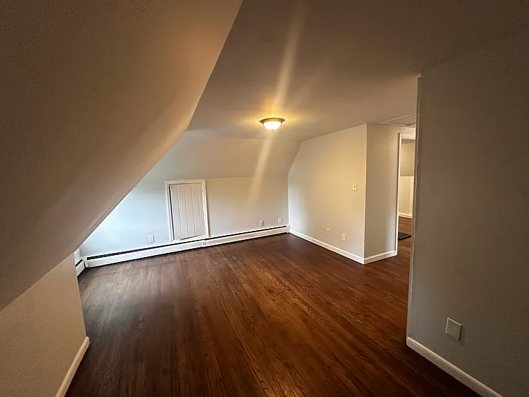138 Warren St #3 — Photo 7
