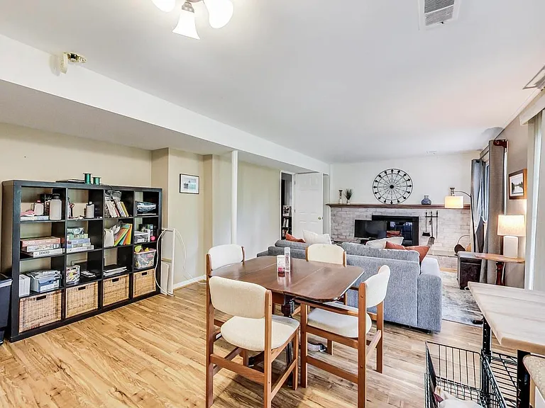 4704 Lance Ct — Photo 38