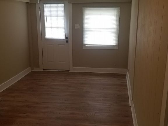 2nd image of 1618 Asbury St