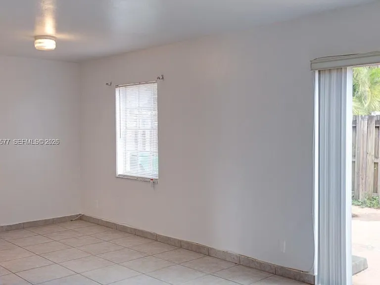 8020 SW 17th Pl #3-5 — Photo 7