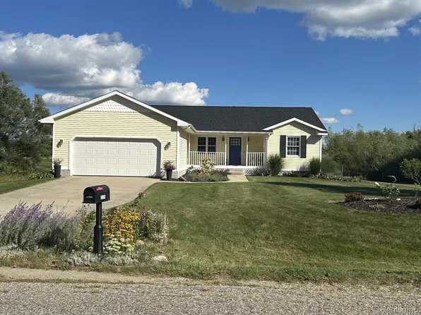 2774 Bilbrael Dr, Mount Pleasant, MI 48858